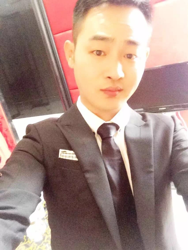 富强的第二张照片--舒兰认干亲服务网